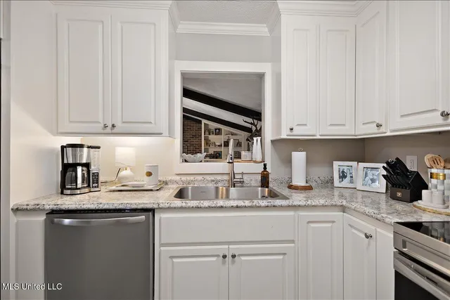 $1,725 | 359 St Paul Street, Pearl, MS 39208