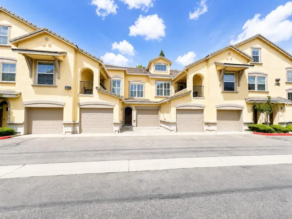 $252,300 | 1414 Vessona Circle, Folsom, CA 95630