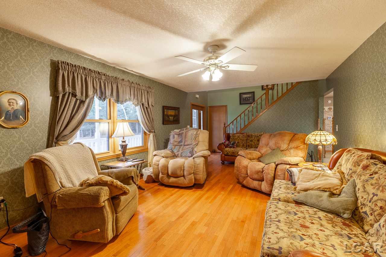 6192 Centennial Road Tecumseh, MI 49286 - Photo 14 of 51 50005216-13.JPG