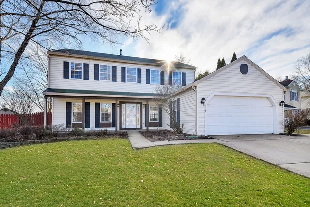 $369,900 | 119 Canton Lane, Streamwood, IL 60107