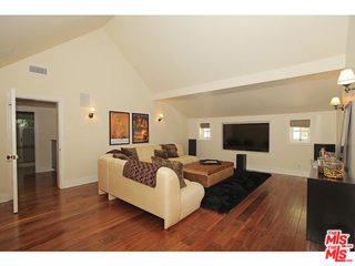 937 Chantilly Road Los Angeles, CA 90077 - Photo 15 of 34