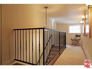 937 Chantilly Road Los Angeles, CA 90077 - Photo 21 of 34