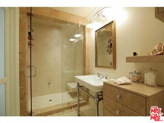 937 Chantilly Road Los Angeles, CA 90077 - Photo 28 of 34