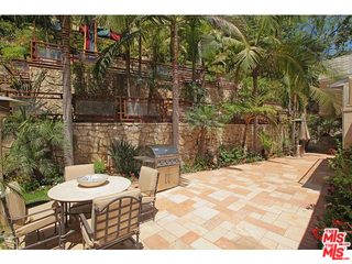 937 Chantilly Road Los Angeles, CA 90077 - Photo 31 of 34