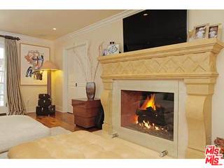 937 Chantilly Road Los Angeles, CA 90077 - Photo 9 of 34