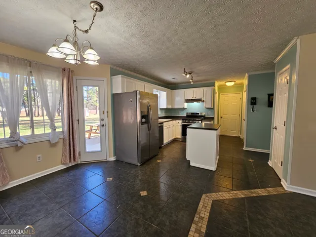 $2,500 | 611 Lora Smith Road, Newnan, GA 30265