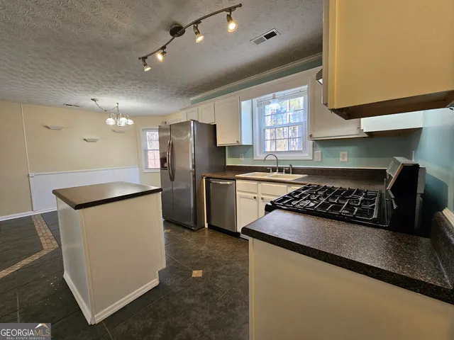 $2,500 | 611 Lora Smith Road, Newnan, GA 30265