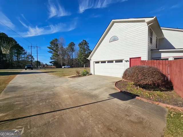 $2,500 | 611 Lora Smith Road, Newnan, GA 30265