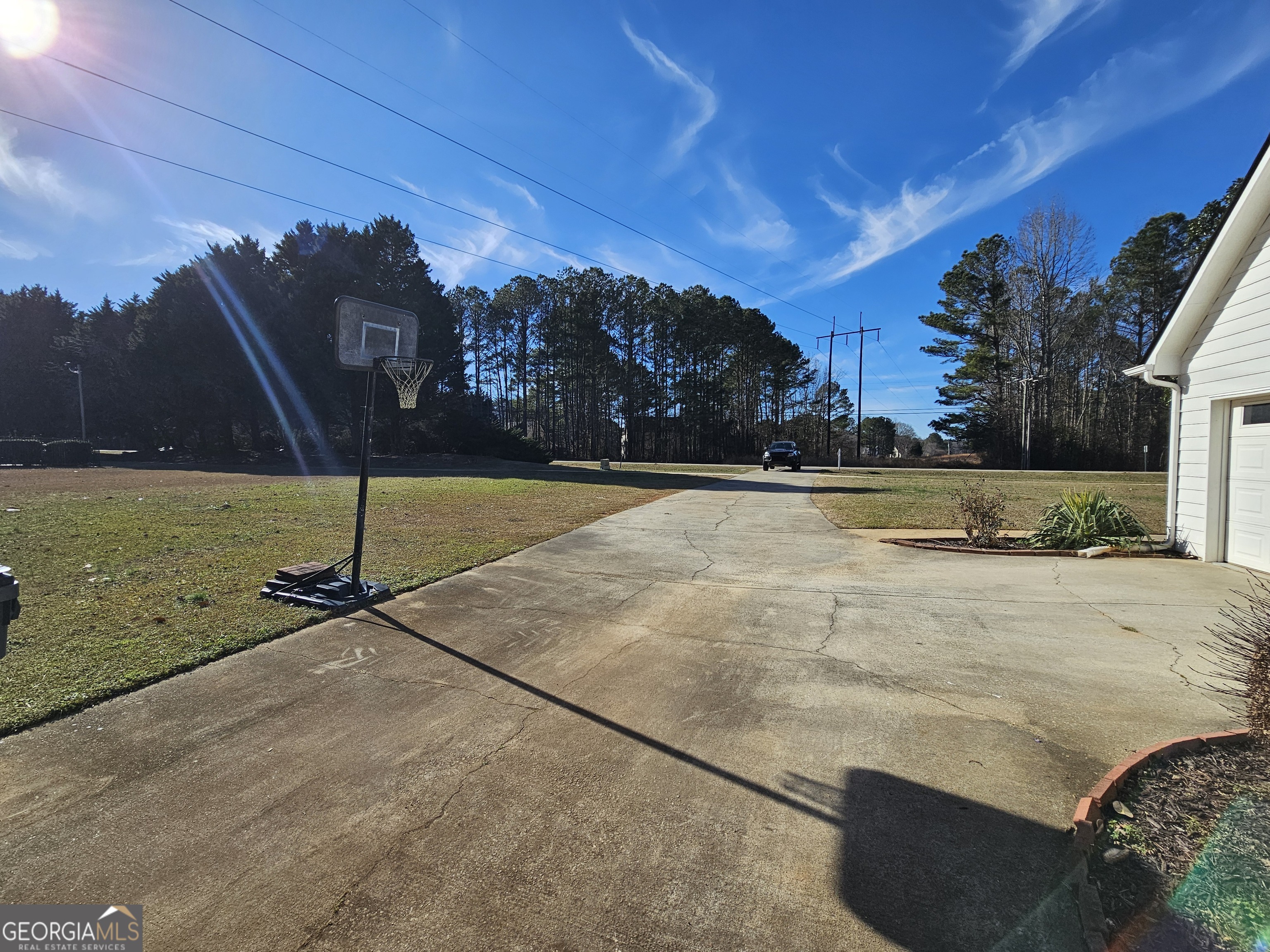 611 Lora Smith Road Newnan, GA 30265 - Photo 6 of 60