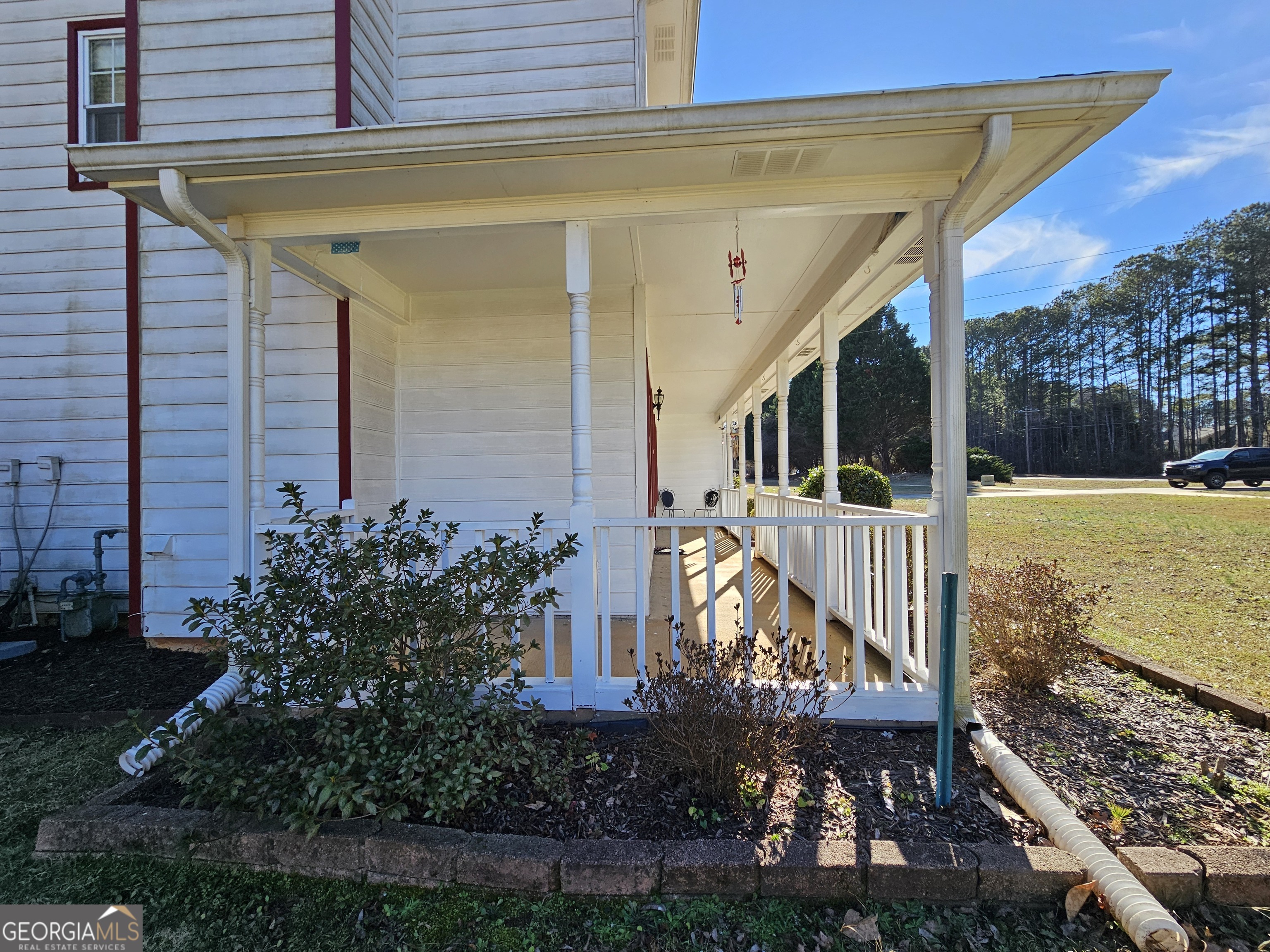 611 Lora Smith Road Newnan, GA 30265 - Photo 9 of 60