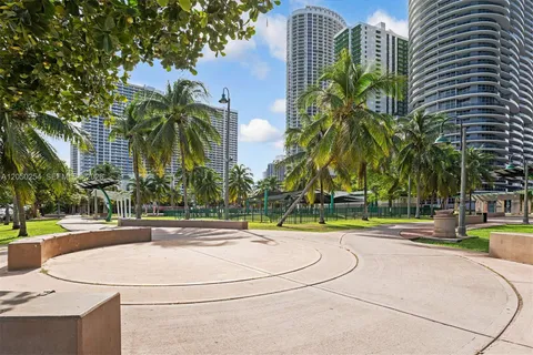 $545,000 | 488 Northeast 18th Street, Unit 3903, Miami, FL 33132