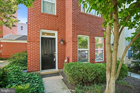 $1,075,000 | 2123 12th Place Northwest, Washington, DC 20009