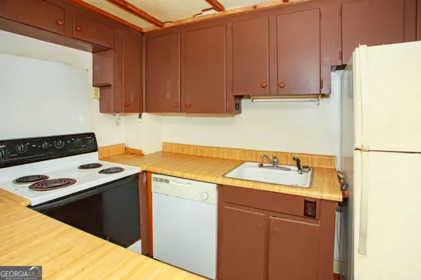 $900 | 2143 Ingleside Avenue, Macon, GA 31204