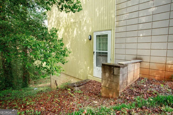 $900 | 2143 Ingleside Avenue, Macon, GA 31204