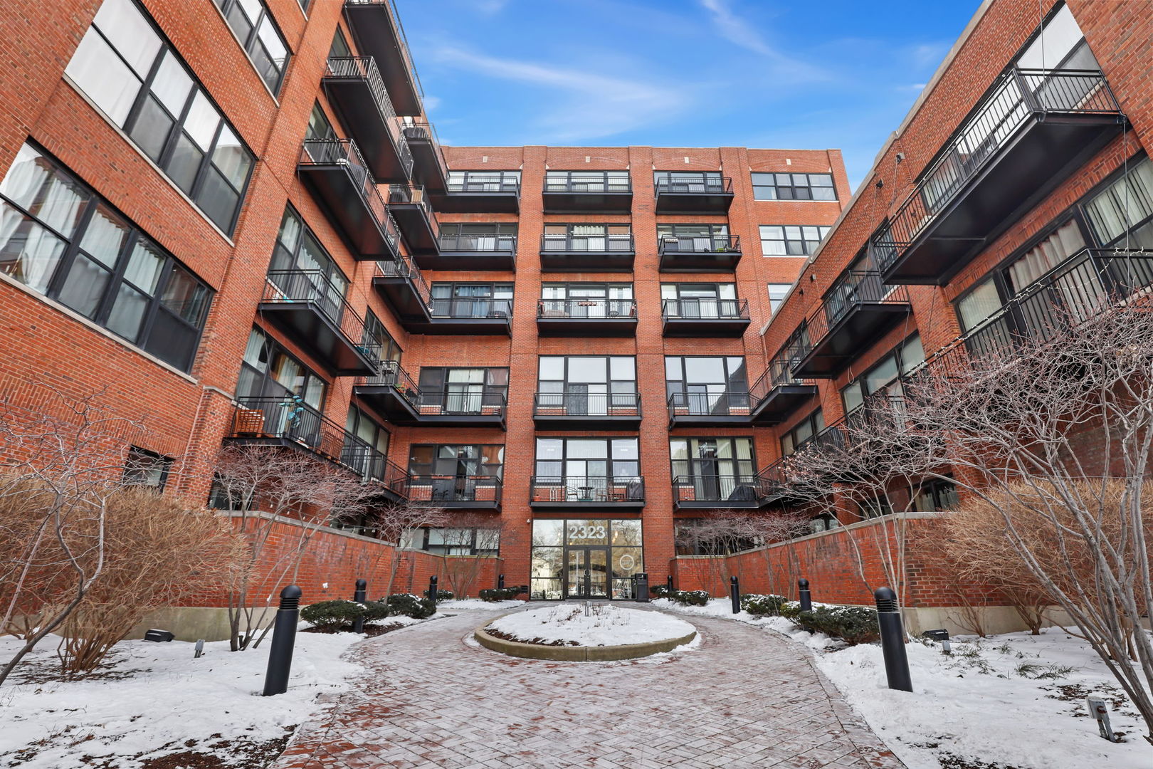 2323 West Pershing Road, Unit 228 Chicago, IL 60609 - Photo 2 of 33