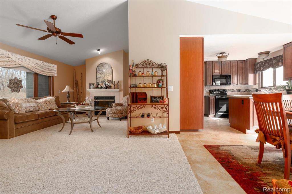 5033 Bradley Road Gregory, MI 48137 - Photo 12 of 32