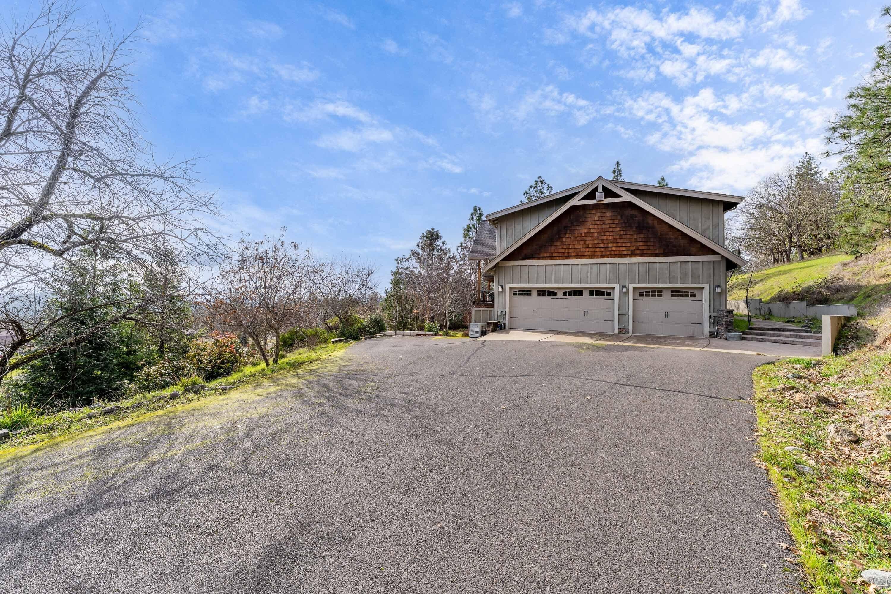 252 Frontier Lane Grants Pass, OR 97526 - Photo 61 of 65 026_ext_19_of_22_799