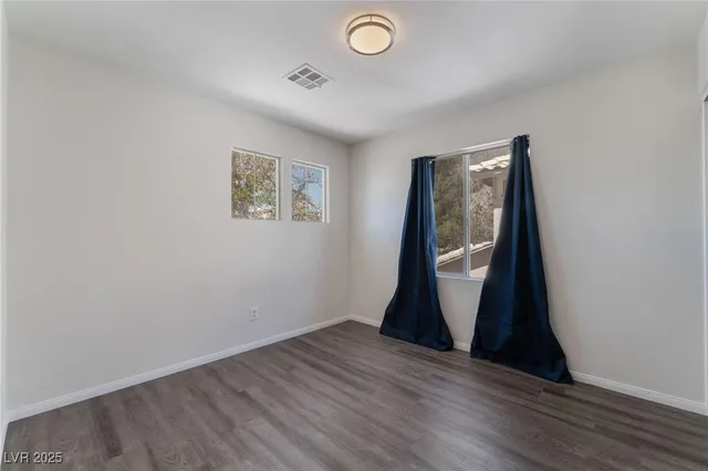 $2,595 | 10436 Beachwalk Place, Las Vegas, NV 89144