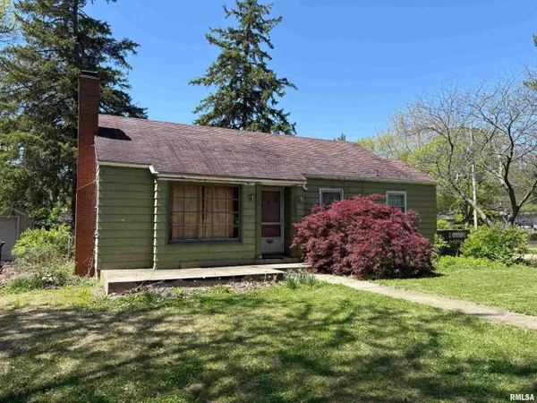 $130,000 | 823 Normal Avenue, Normal, IL 61761