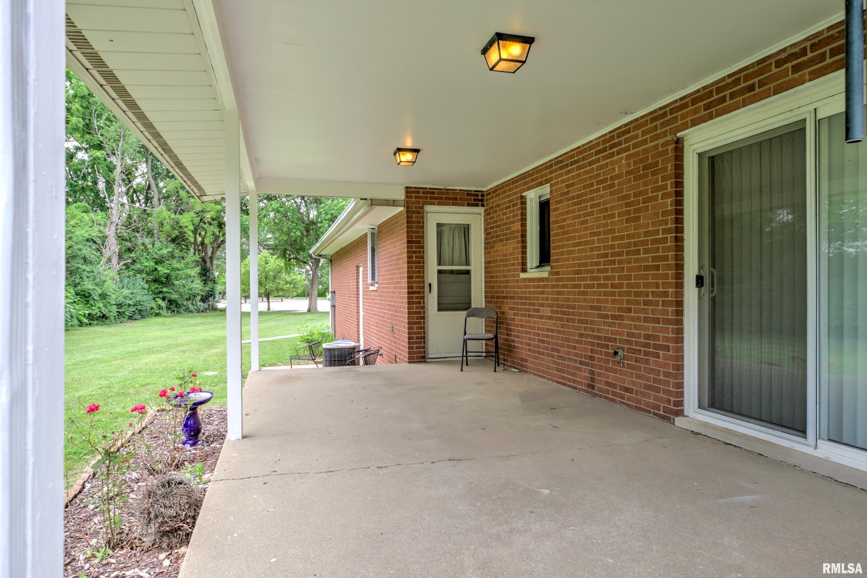 6415 North Big Hollow Road Peoria, IL 61615 - Photo 53 of 71