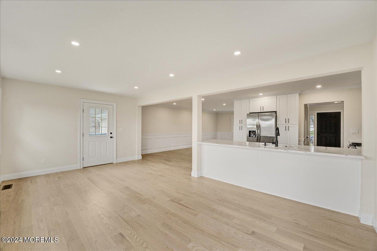154 Riveredge Road Tinton Falls, NJ 07724 - Photo 12 of 34 13-Dining Room