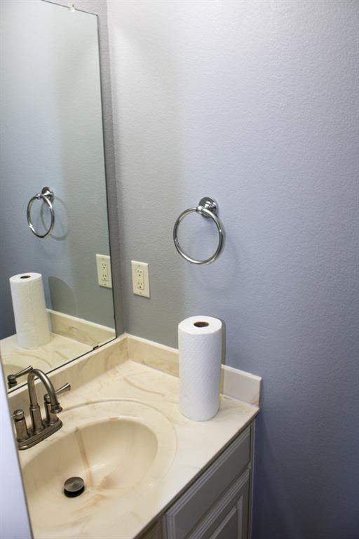 611 Gladness, Unit A Rhome, TX 76078 - Photo 30 of 40