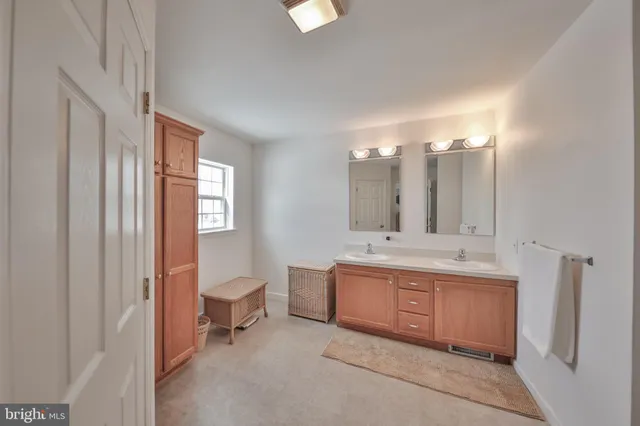 $225,000 | 742 Biltmore Avenue, Easton, PA 18040