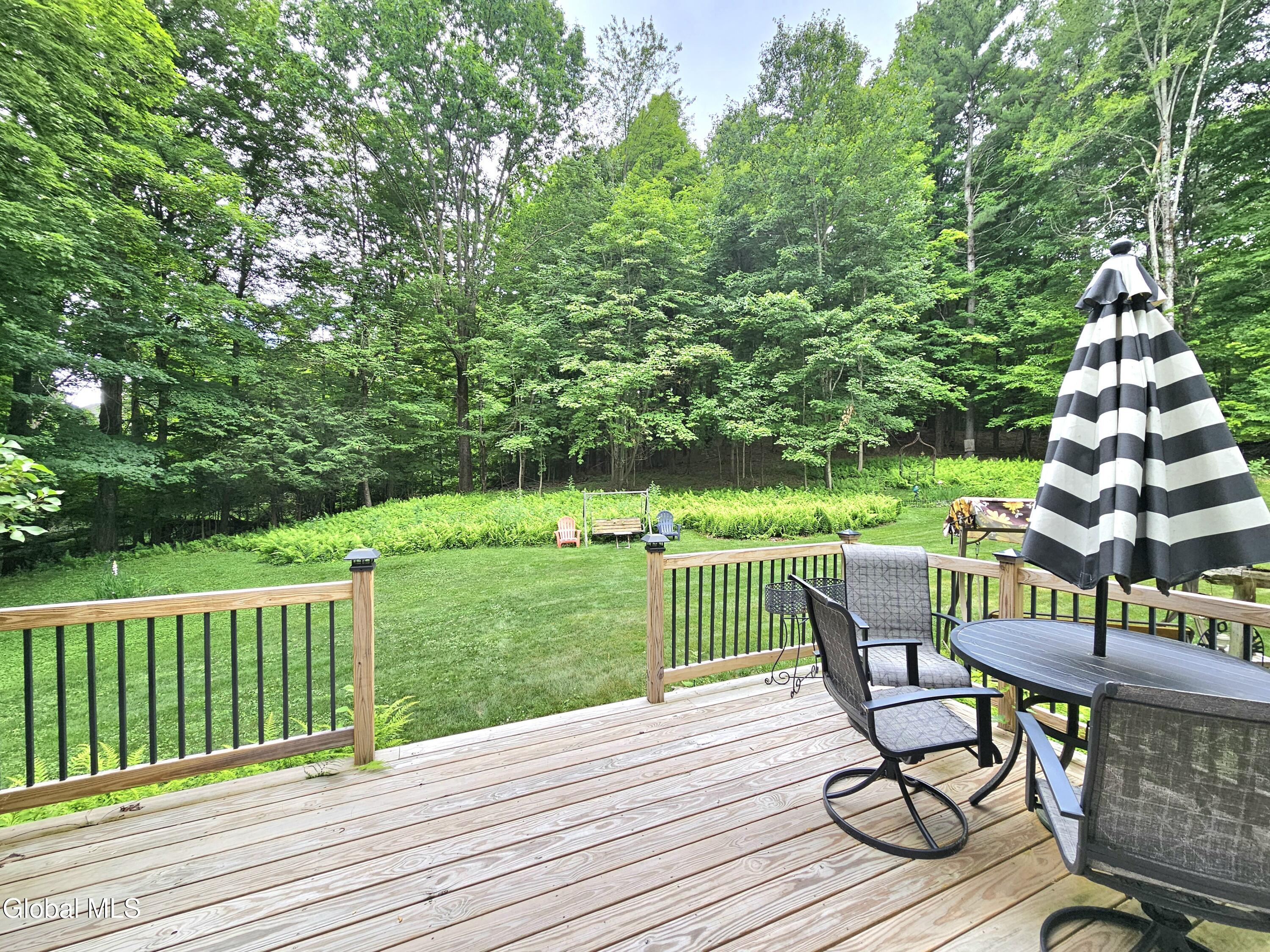 7 Pond Hollow Road Sand Lake, NY 12018 - Photo 30 of 32 1000029763