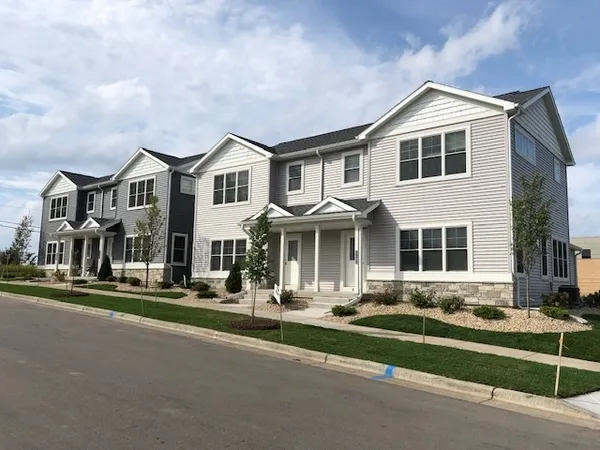 $2,350 | 3630 Angelus Way, Cross Plains, WI 53528