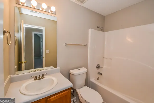 $2,120 | 4232 Basinside Court, Douglasville, GA 30135