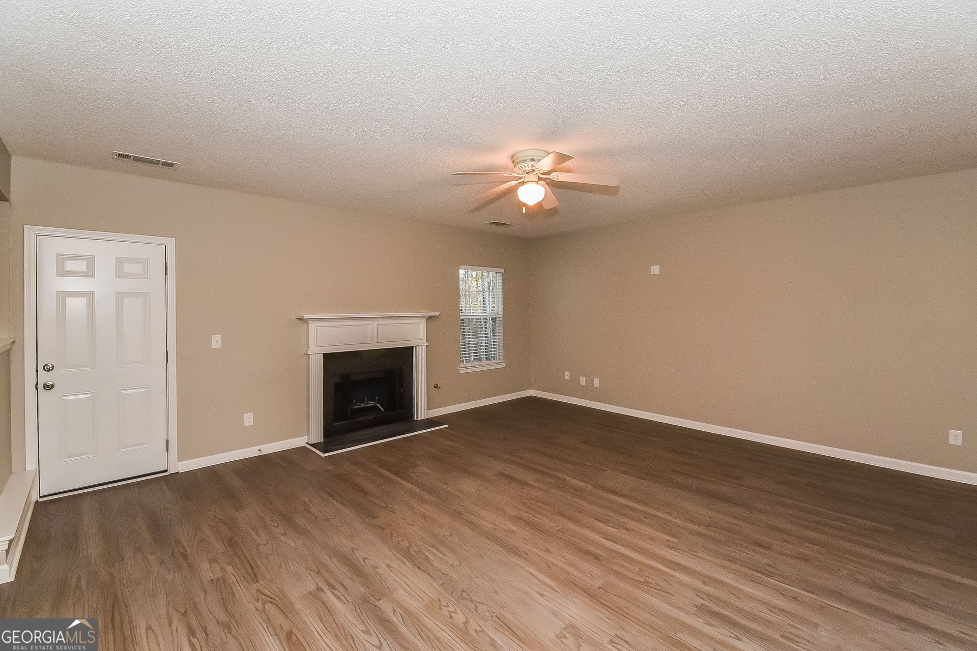 4232 Basinside Court Douglasville, GA 30135 - Photo 2 of 17