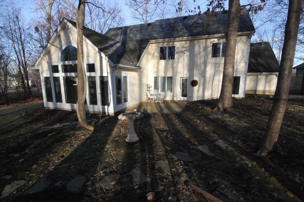 2223 Point Wood Road Fort Wayne, IN 46818 - Photo 3 of 25 Gallery Image 3