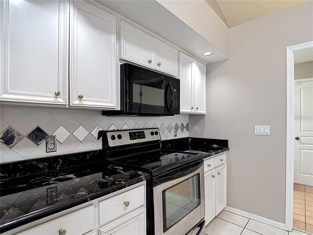 3310 Deltona Boulevard Spring Hill, FL 34606 - Photo 23 of 85