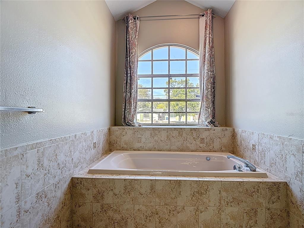 3310 Deltona Boulevard Spring Hill, FL 34606 - Photo 41 of 85