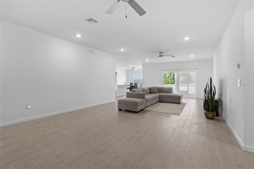 8972 Southwest 69th Terrace Ocala, FL 34476 - Photo 6 of 37