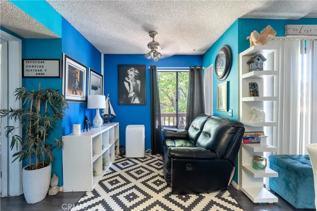 $289,900 | 320 West Walnut Street, Unit 6, Ontario, CA 91762