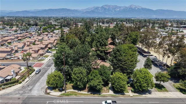 $289,900 | 320 West Walnut Street, Unit 6, Ontario, CA 91762