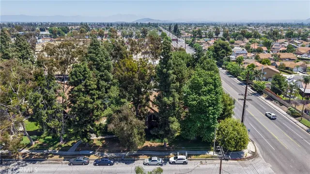 $289,900 | 320 West Walnut Street, Unit 6, Ontario, CA 91762