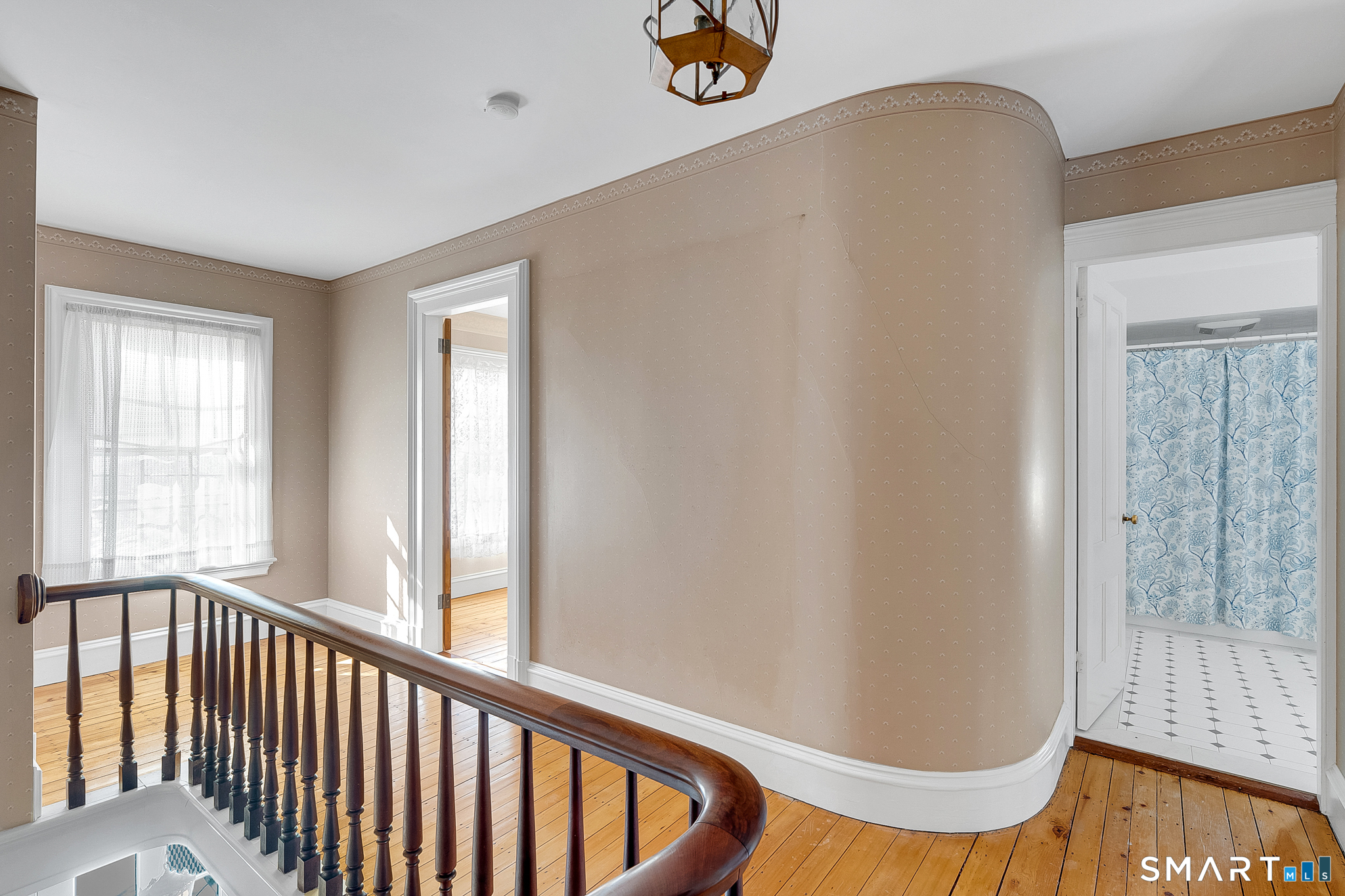 110 Freeman Road Middletown, CT 06457 - Photo 15 of 33 love the curved wall