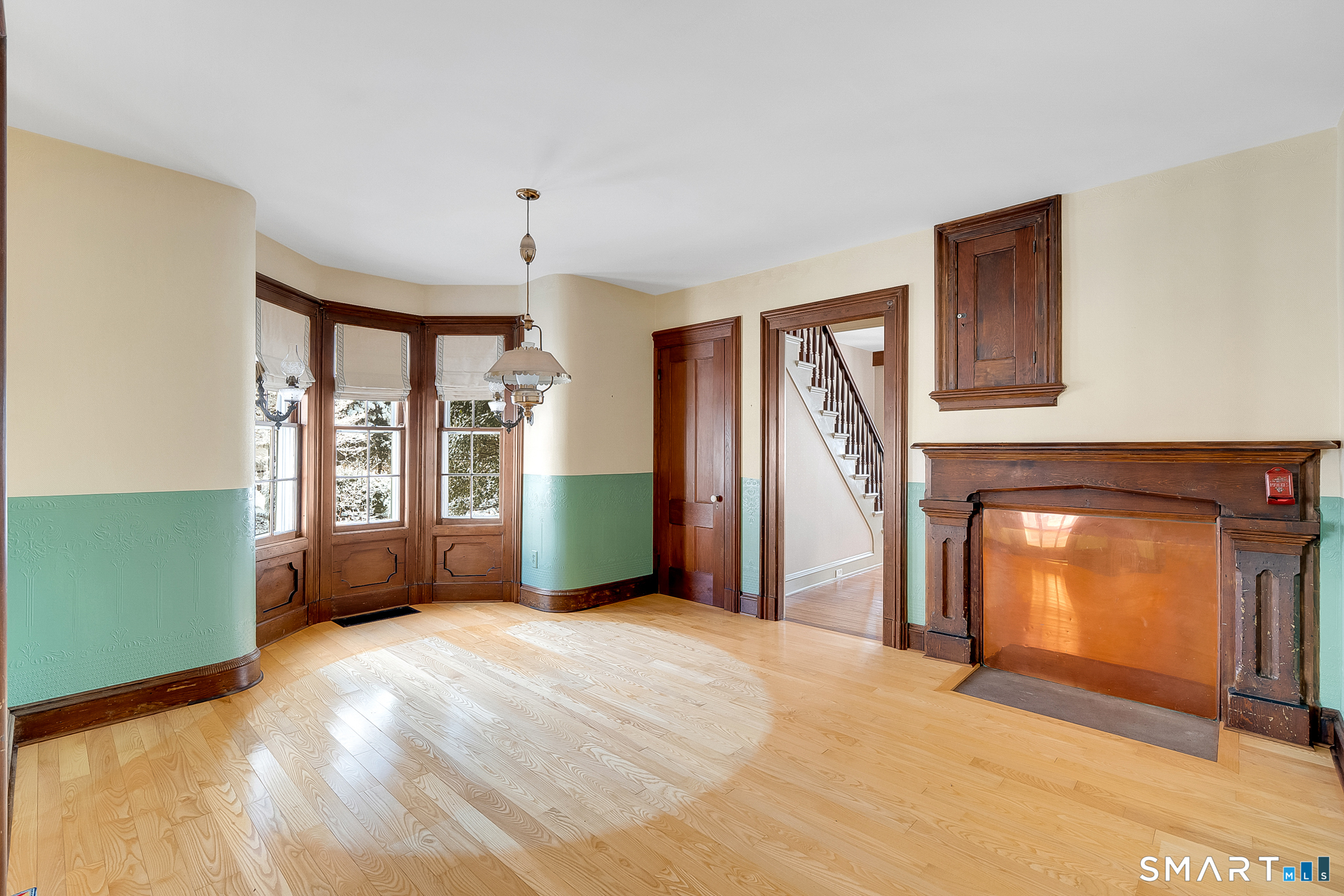110 Freeman Road Middletown, CT 06457 - Photo 6 of 33 Formal dining room (fireplace has been sealed)