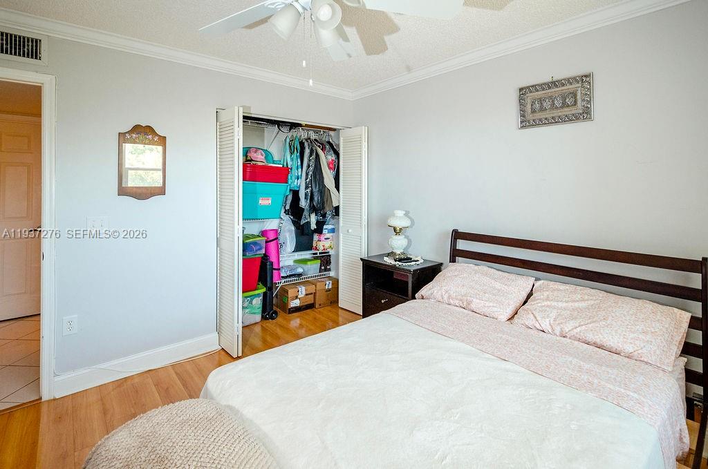 2601 North Nob Hill Road, Unit 402 Sunrise, FL 33322 - Photo 16 of 49