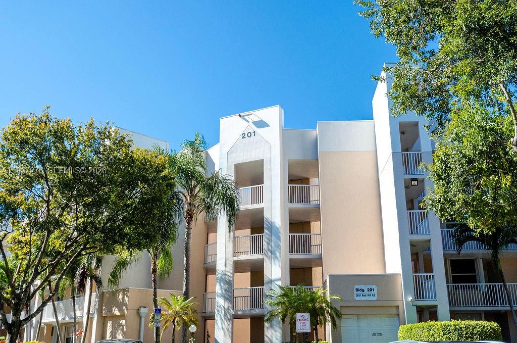 2601 North Nob Hill Road, Unit 402 Sunrise, FL 33322 - Photo 32 of 49