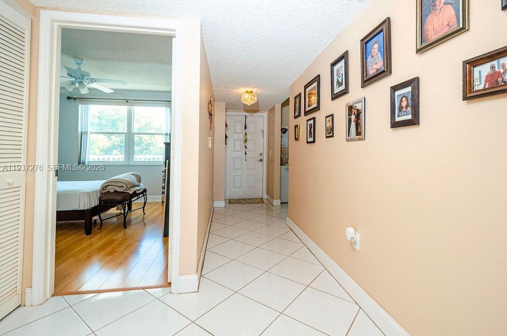 2601 North Nob Hill Road, Unit 402 Sunrise, FL 33322 - Photo 10 of 49