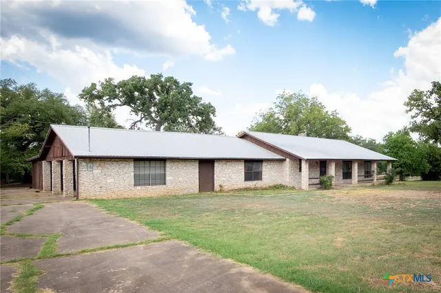 $448,000 | 202 Canyon Wren Drive, Buda, TX 78610