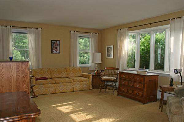 778 Fisher Road Fitchburg, MA 01420 - Photo 3 of 11 Gallery Image 3