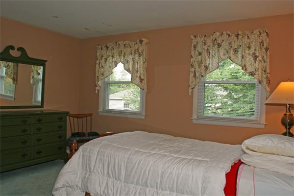 778 Fisher Road Fitchburg, MA 01420 - Photo 7 of 11 Gallery Image 7