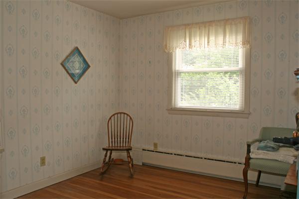778 Fisher Road Fitchburg, MA 01420 - Photo 9 of 11 Gallery Image 9
