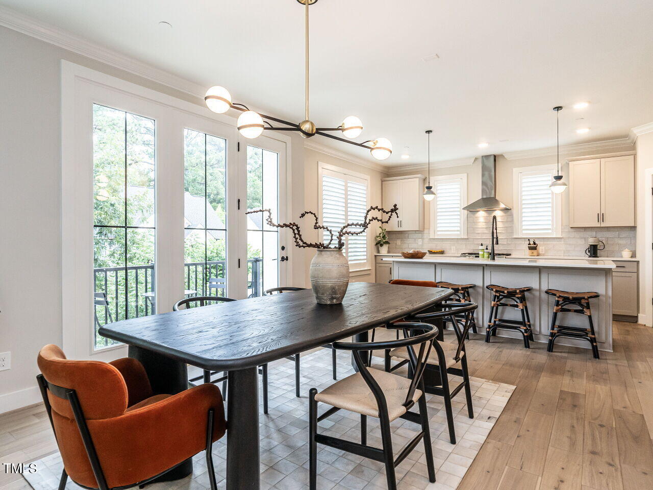 1611 Draper View Loop, Unit 106 Raleigh, NC 27608 - Photo 11 of 27 011-1280x960-dining-area