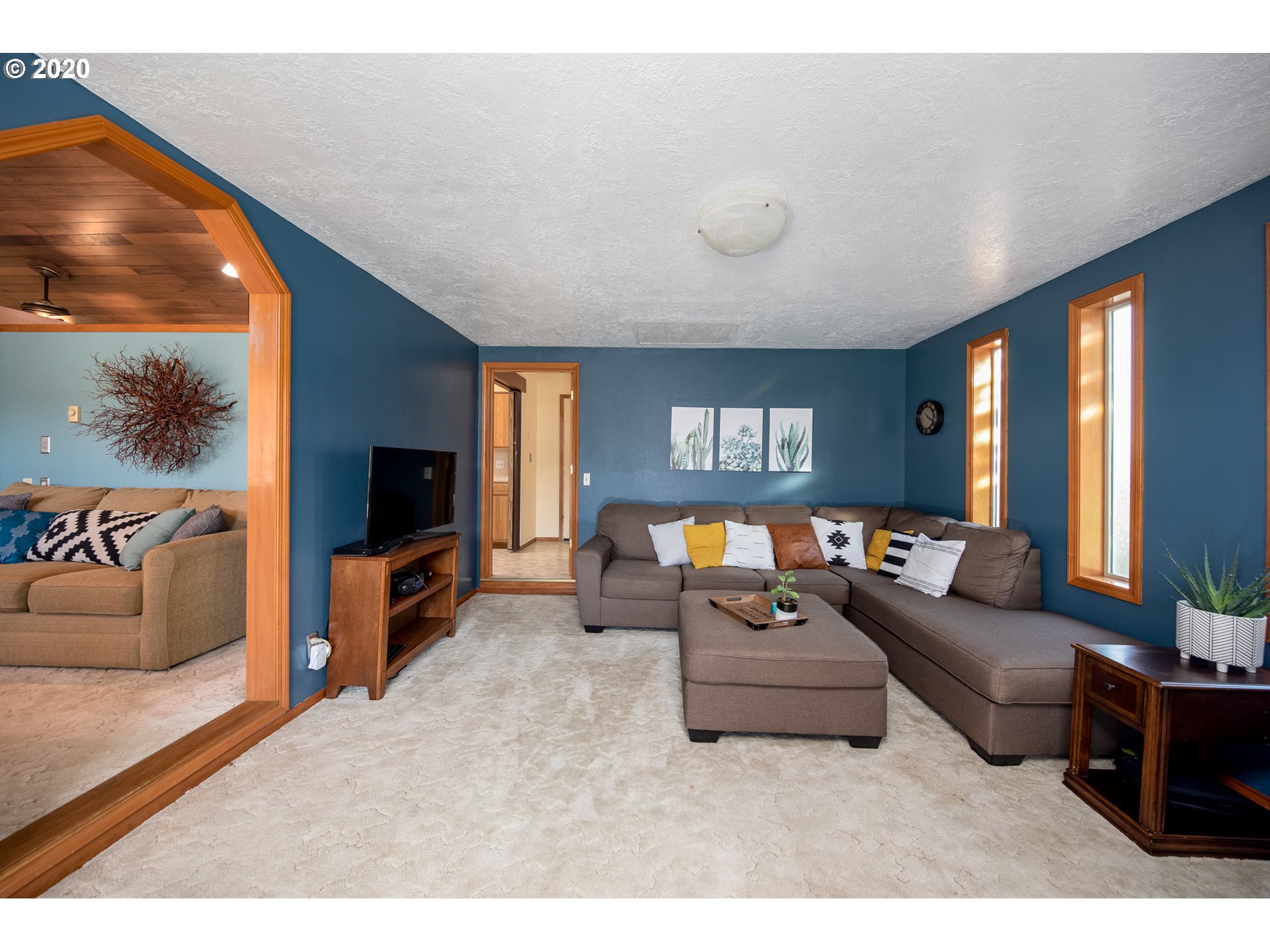 3692 Mud Alley Road Hood River, OR 97031 - Photo 11 of 32 Gallery Image 11