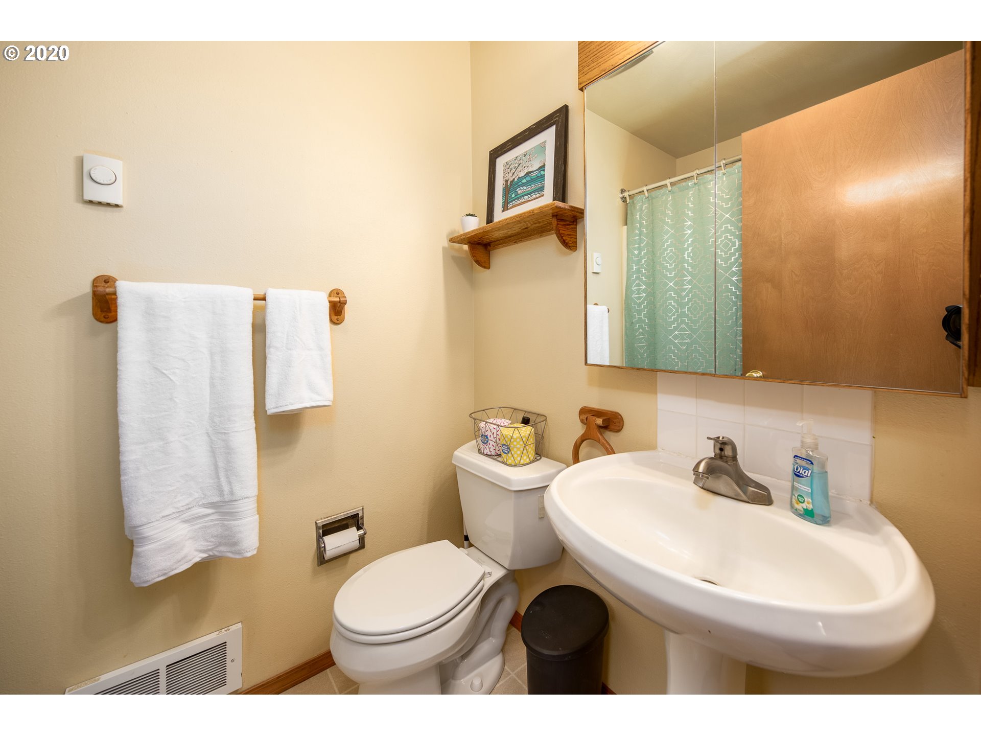 3692 Mud Alley Road Hood River, OR 97031 - Photo 18 of 32 Gallery Image 18